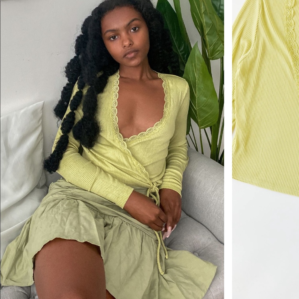 UO Ribbed Lace Trim Top